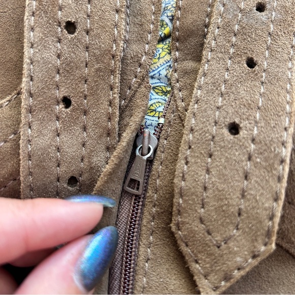 Vintage 1970s Brown Suede Suspender Shorts Hot Pants Lederhosen Rocker Hippie - Picture 9 of 12